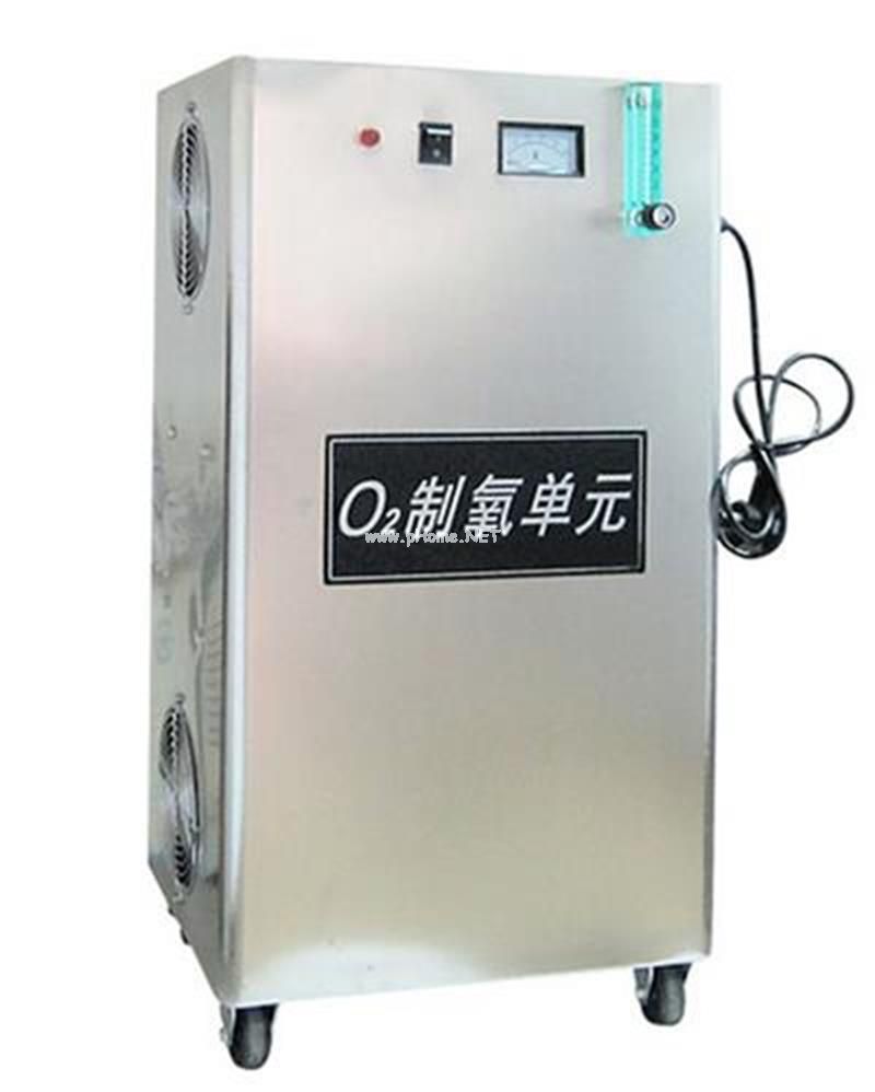 制氧機原料為空氣，不需要任何輔助材料，無污染，成本極低。全氣動控制，結構簡單可靠，維修保養容易。制氧全過程是在常溫低壓下工作，安全可靠。凡有照明電的場所，即可使用本機制氧，操作簡單，想用即開機，制氧迅速、穩定，氧流量可隨意調節。在高寒和氣候聚變地區（指溫差變化大）使用時，制氧質量仍然穩定可靠。